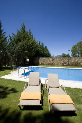 Parador de Puebla de Sanabria فنادق في Puebla de Sanabria