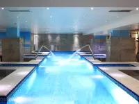 Holiday Inn RIYADH - AL QASR by IHG - プール