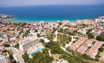 Tuntas Family Suites Kusadasi