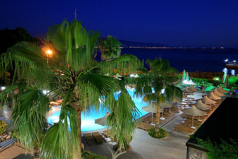 Golden Beach Hotel