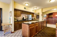 Quality Inn on Historic Route 66 - breakfast