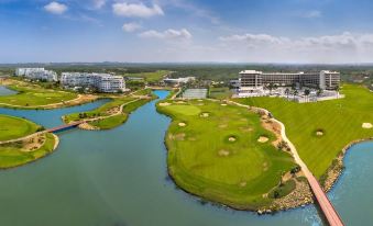 Dreams Karibana Cartagena Beach & Golf Resort