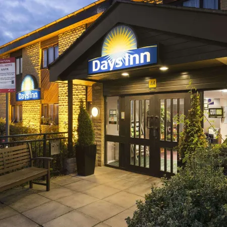 Days Inn by Wyndham Bradford M62