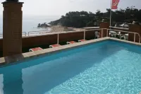 아파르타멘토스 로사나 - 루프탑 수영장