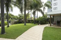Burleigh Palms Holiday Apartments فنادق في بورليغ هيدز