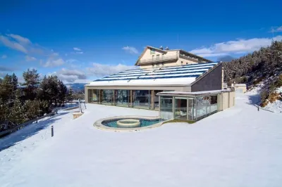 Hotel & Spa la Collada فنادق في La Molina-Alp
