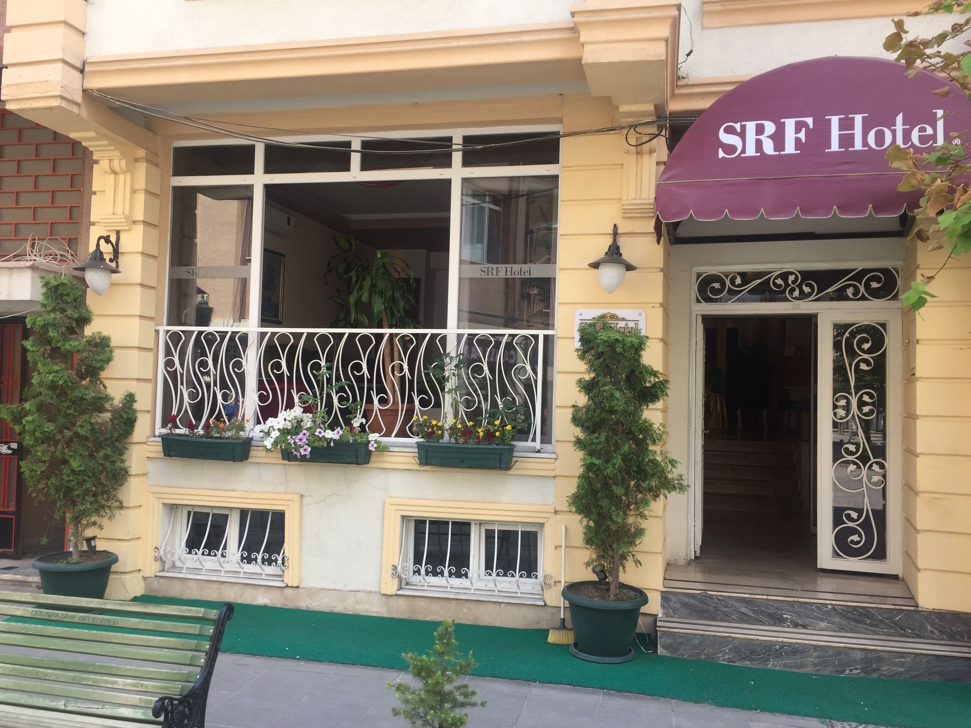 Srf Hotel