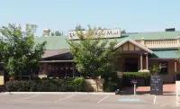 Dongara Hotel Motel