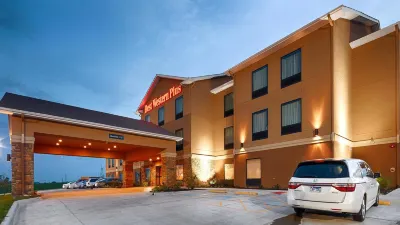 Best Western Plus Hiawatha Hotel Hotels in Hiawatha