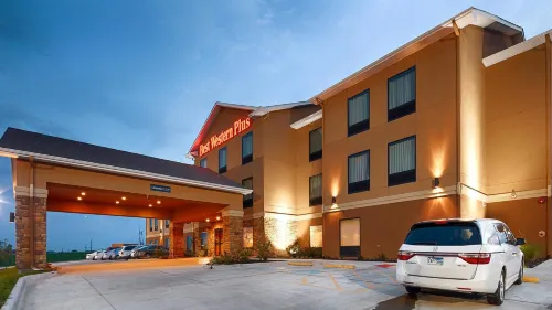 Best Western Plus Hiawatha Hotel Hotels in Hiawatha