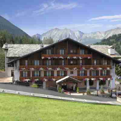 Hotel de Champoluc Hotel Exterior