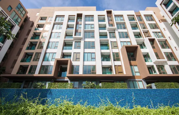 暖武裏耐斯套房薩南濱喃酒店