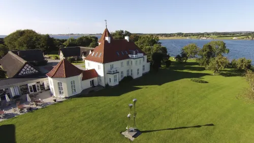 Gl. Avernæs Sinatur Hotel & Konference Hotels in Faborg