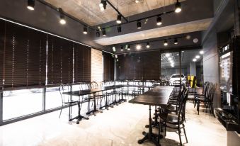 Bcent Hotel - Housity