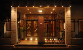 Hotel Hari Vilaas