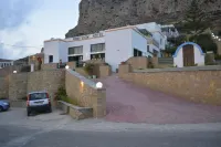 Hotel Finiki View