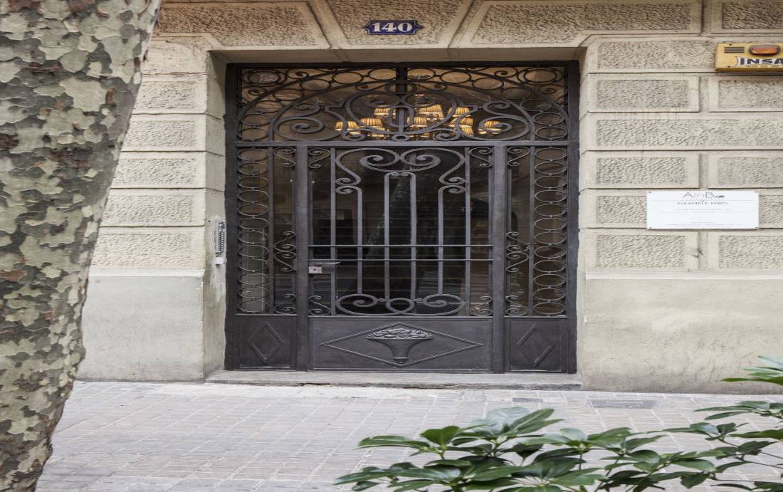 Ainb Eixample-Miro Apartments-Barcelona Updated 2022 Room Price-Reviews &  Deals | Trip.com