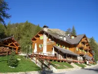 Hotel Chamois d'Or Hotels in Belvedere