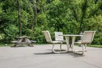 Comfort Suites Hotels in Fairview Heights