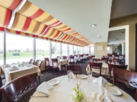 Monte Carlo Inn Vaughan Suites Hoteles en Vaughan