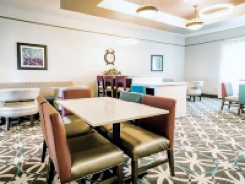 La Quinta Inn & Suites by Wyndham Dumas Hoteles en Dumas