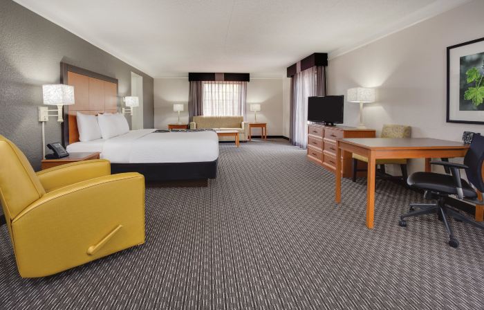 La Quinta Inn & Suites by Wyndham N Little Rock-McCain Mall