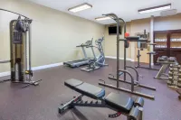 Hawthorn Extended Stay by Wyndham Bloomington - gimnasio