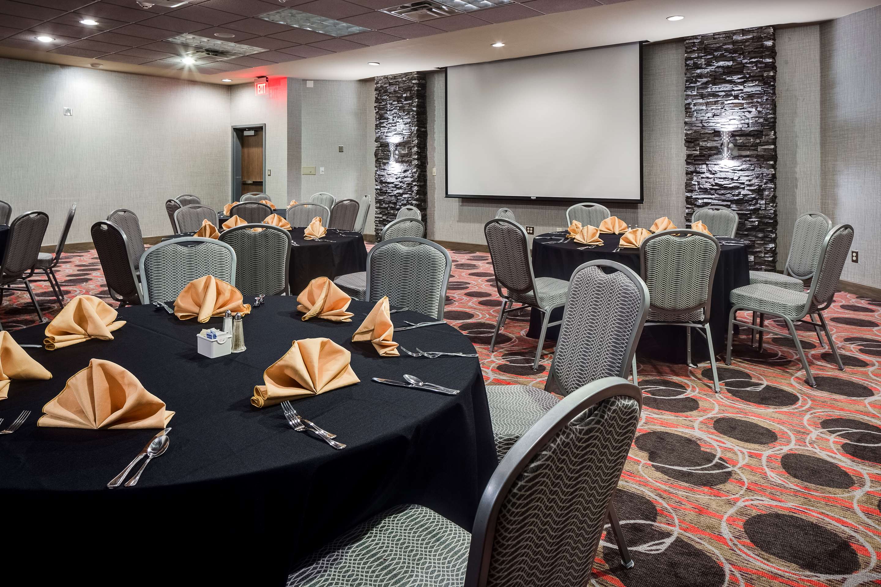 Radisson Hotel & Conference Center Coralville - Iowa City