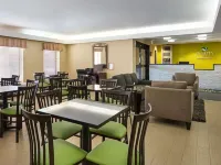 里士滿機場凱藝酒店 桑茲頓酒店
