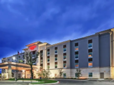 ハンプトン イン ブルヴェルデ テキサス ヒル カントリー スプリング・ブランチのホテル