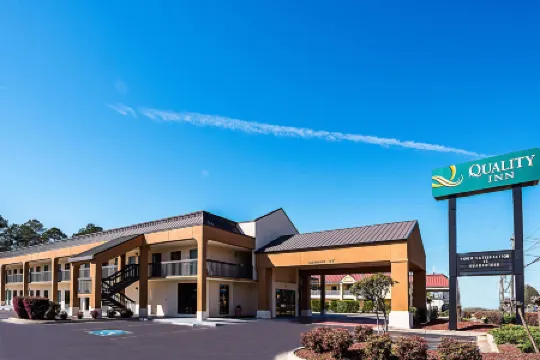 Quality Inn & Suites