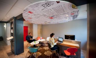 Ibis Quimper