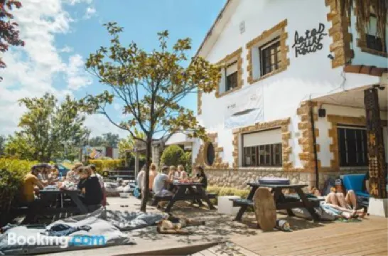 Latas Surf House Hotels in 