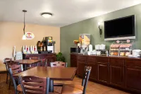 Super 8 by Wyndham Fairview Heights-St. Louis Hotels in Fairview Heights