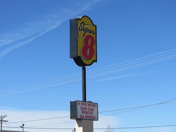 Super 8 by Wyndham Dalhart