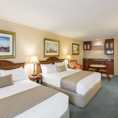 Canterbury International Hotel
