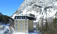 Hotel Continental Balneario de Panticosa Hotels in Biescas