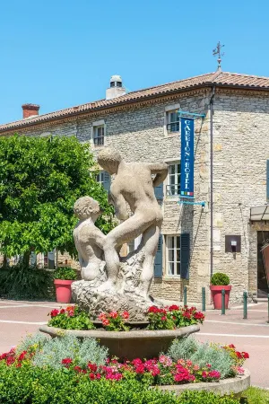 Frédéric Carrion - Cuisine, Hôtel & Spa Отели в г. Люньи