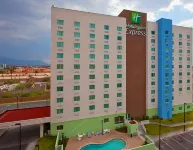 Holiday Inn Express Saltillo Zona Aeropuerto Hotels in Ramos Arizpe Municipality
