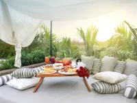 Berry Amour Romantic Villas Hotels near Six-ways Roundabout
