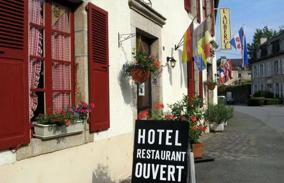 夫吉斯國際之家酒店