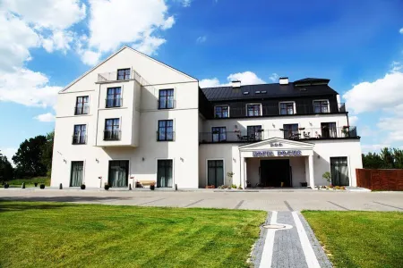 Hotel Focus Centrum Konferencyjne Отели в г. Гарбув