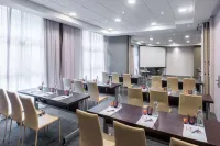 Hotel Cadiz Paseo Del Mar by Melia فنادق في قادش