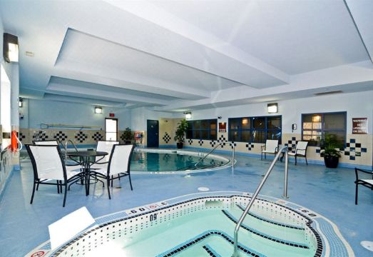 베스트 웨스턴 프리미어 프리포트 인 캘거리 에어포트