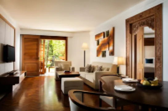 Nusa Dua Beach Hotel and Spa - Handwritten Collection Hotel berhampiran NPCC