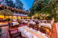 Royal Orchid Metropole Mysore - servizio colazione