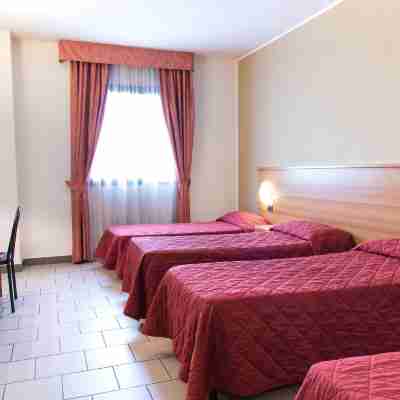 HotelTo Rooms
