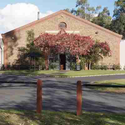 Serafino McLaren Vale Hotel Exterior