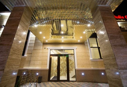 레니온 질리하 호텔