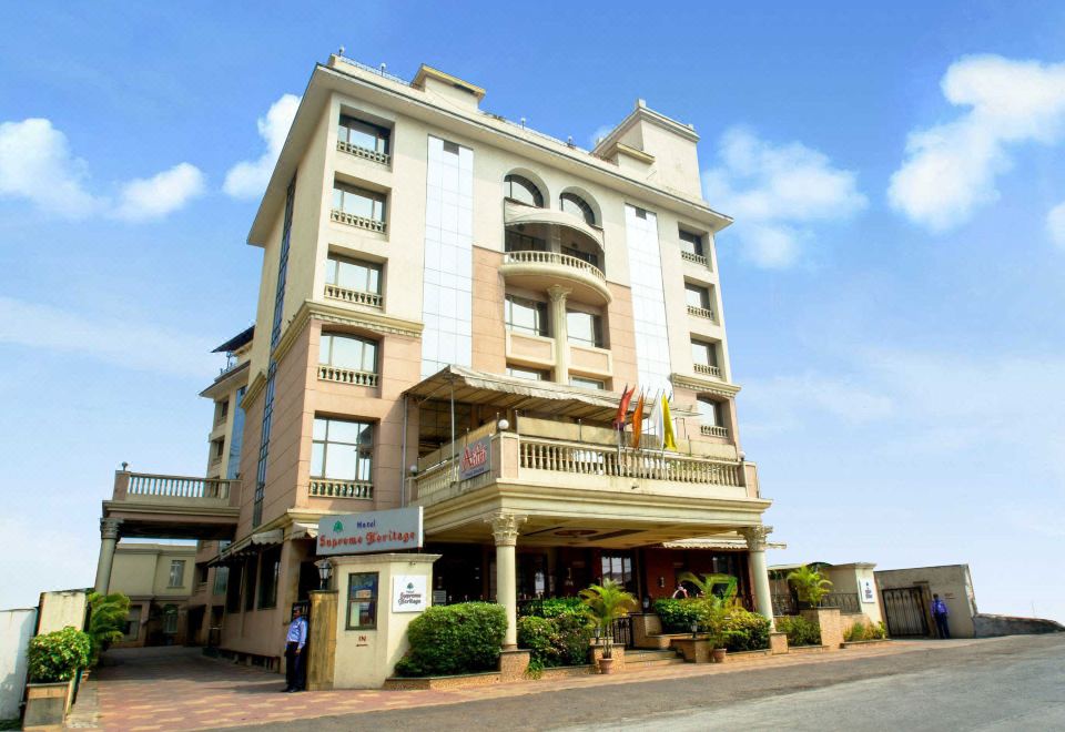 hotel overview picture